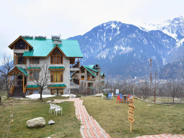 The White Stone Resorts, Manali